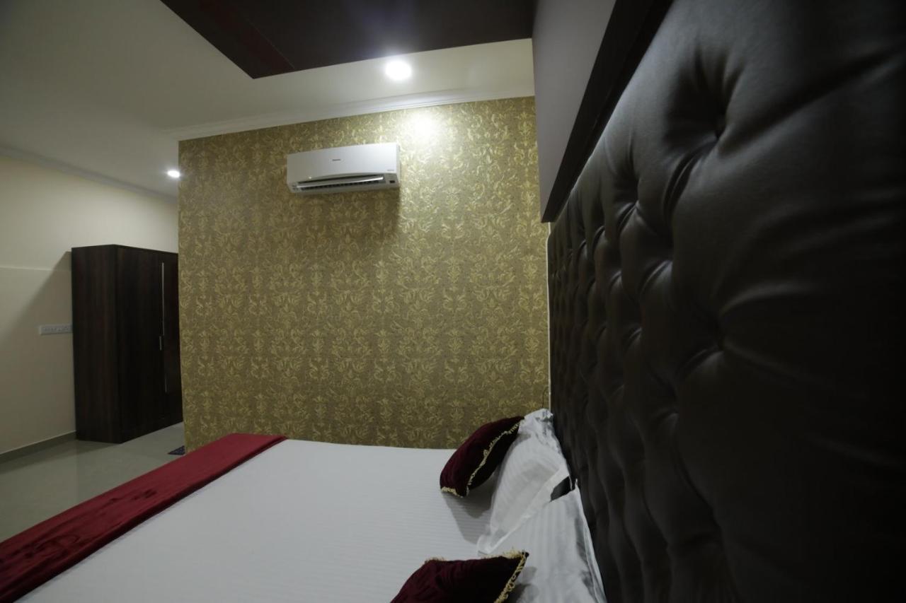 Shivalaya Residency Aparthotel Thrissur Kültér fotó