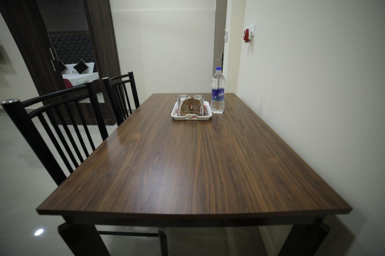 Shivalaya Residency Aparthotel Thrissur Kültér fotó